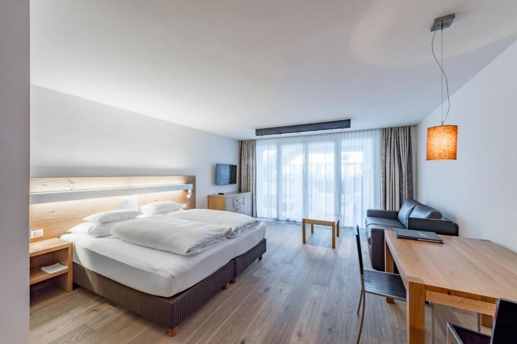 Sport- Und Genusshotel Silvretta Ишгъл Екстериор снимка